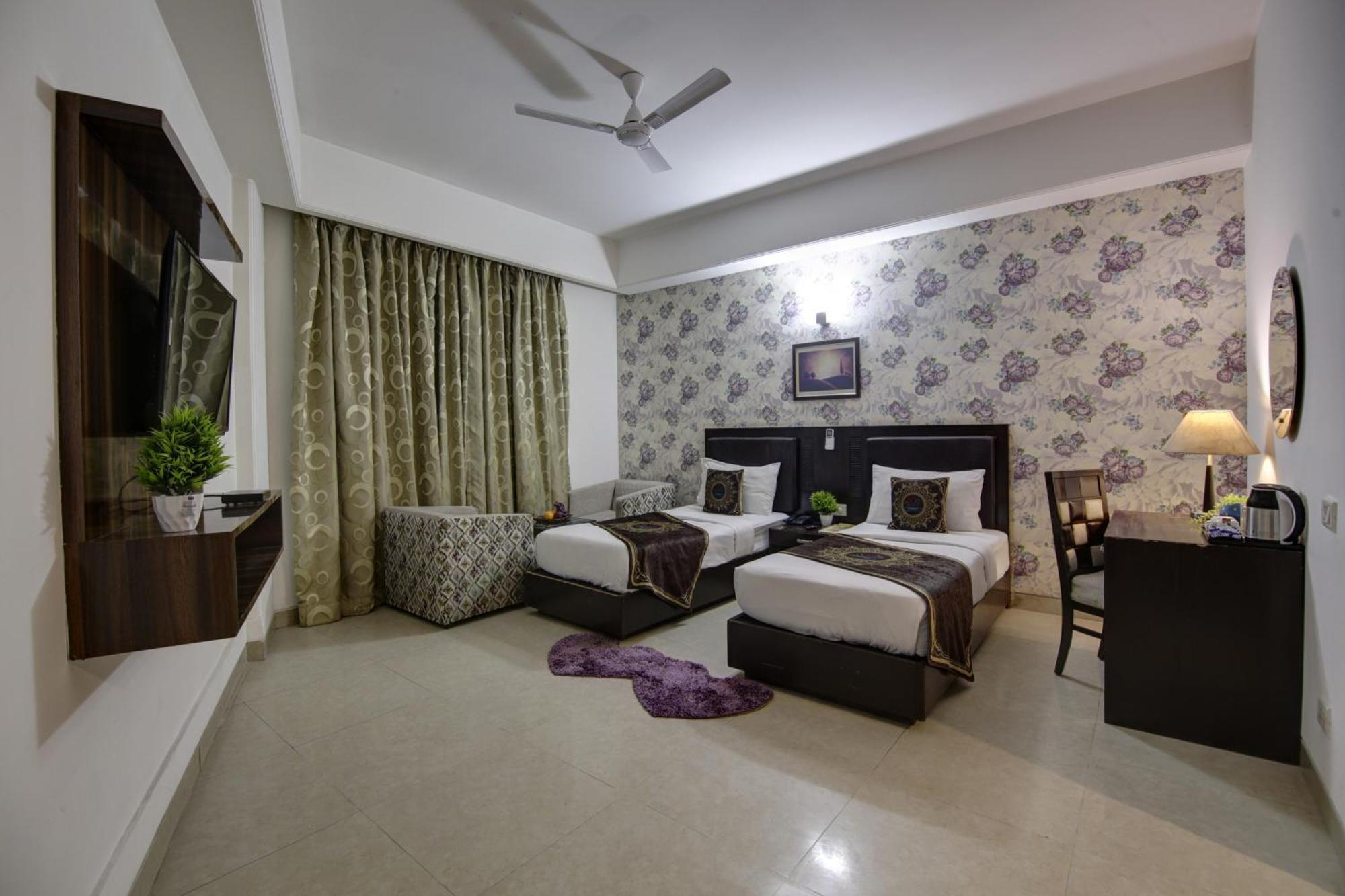 Hotel Venus Plaza Νέο Δελχί Εξωτερικό φωτογραφία