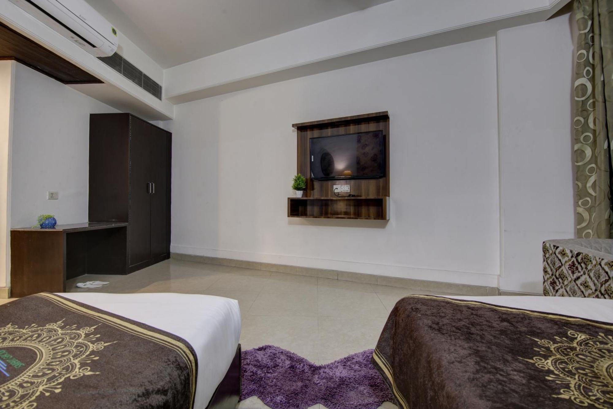 Hotel Venus Plaza Νέο Δελχί Εξωτερικό φωτογραφία